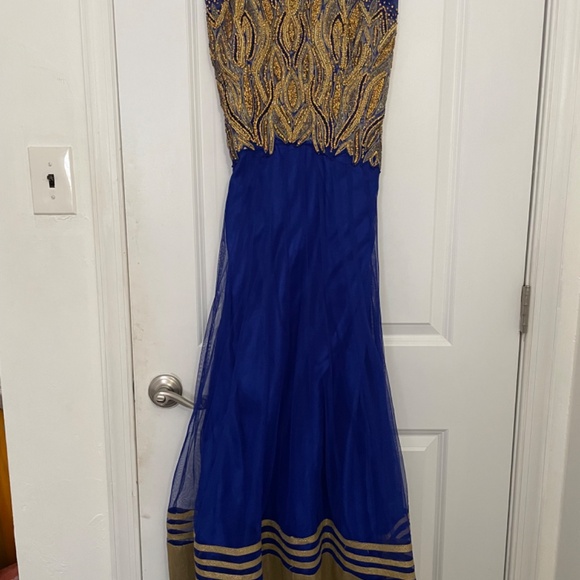 Blue and Gold Anarkali Pakistani Indian clothes - Picture 5 of 8